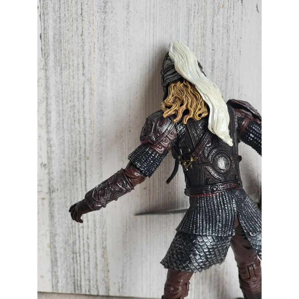 Lord of rings Two Towers Eomer helmet vintage action figure unique home
